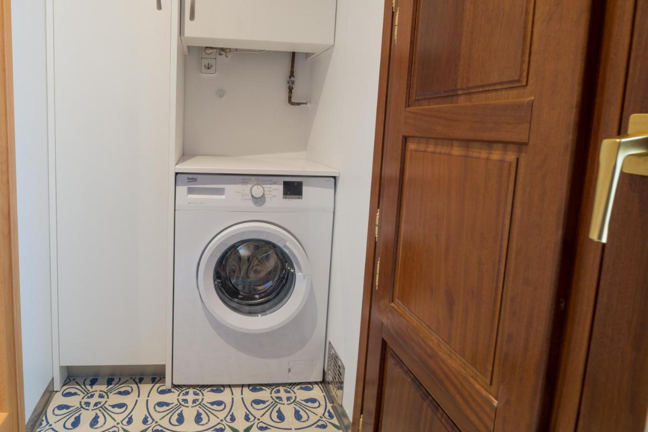 Pucela Apartmets Valladolid Bagian luar foto