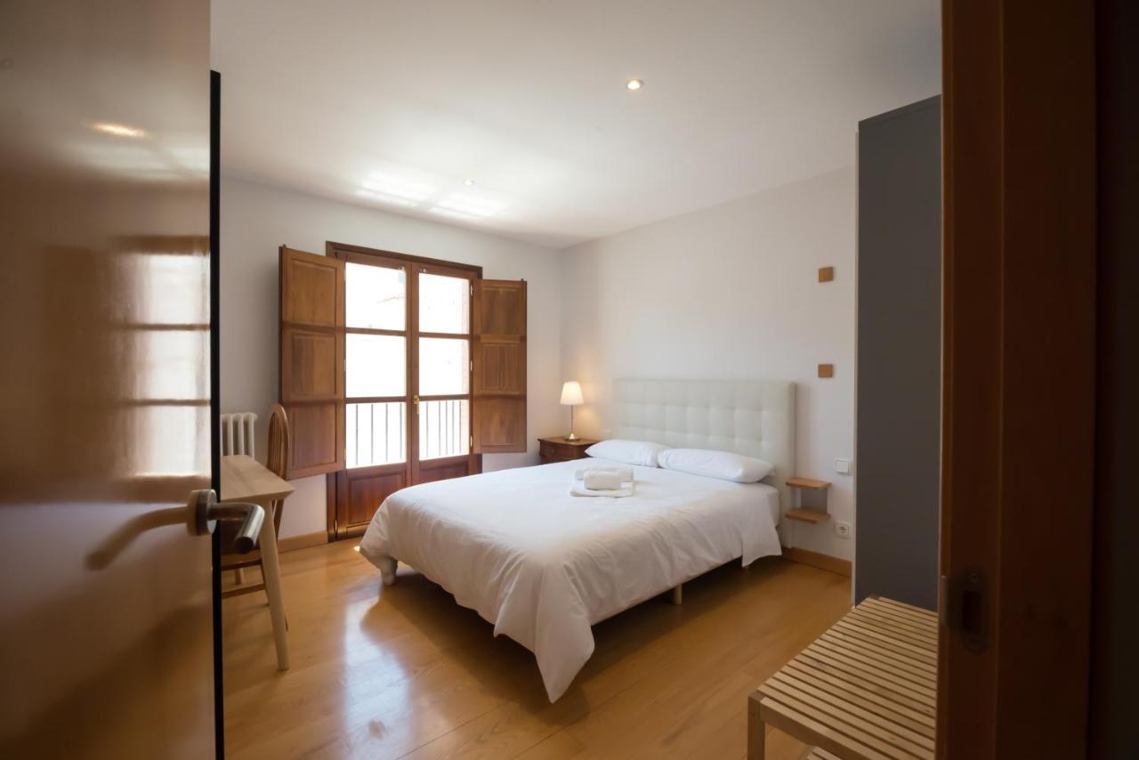 Pucela Apartmets Valladolid Bagian luar foto