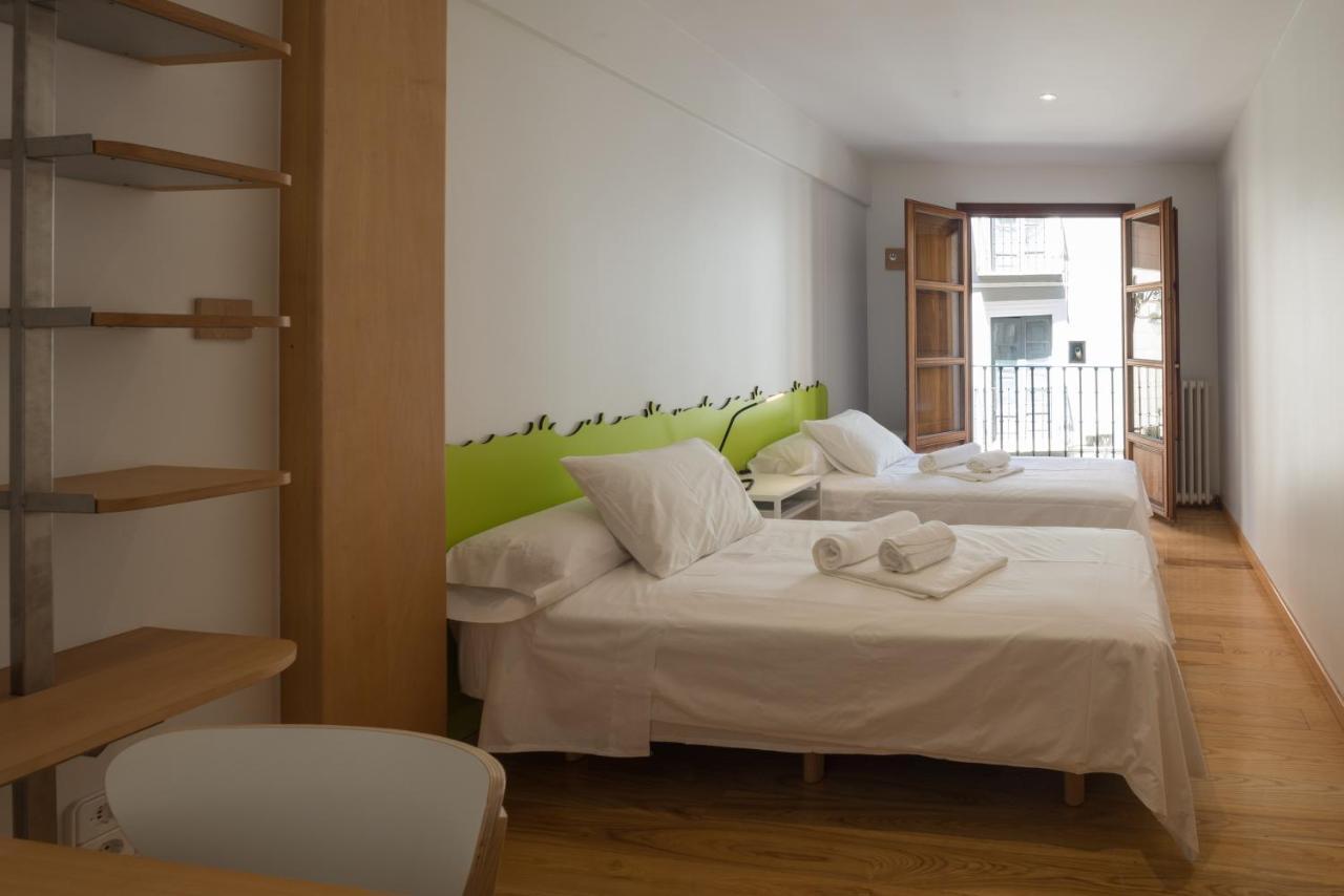 Pucela Apartmets Valladolid Bagian luar foto