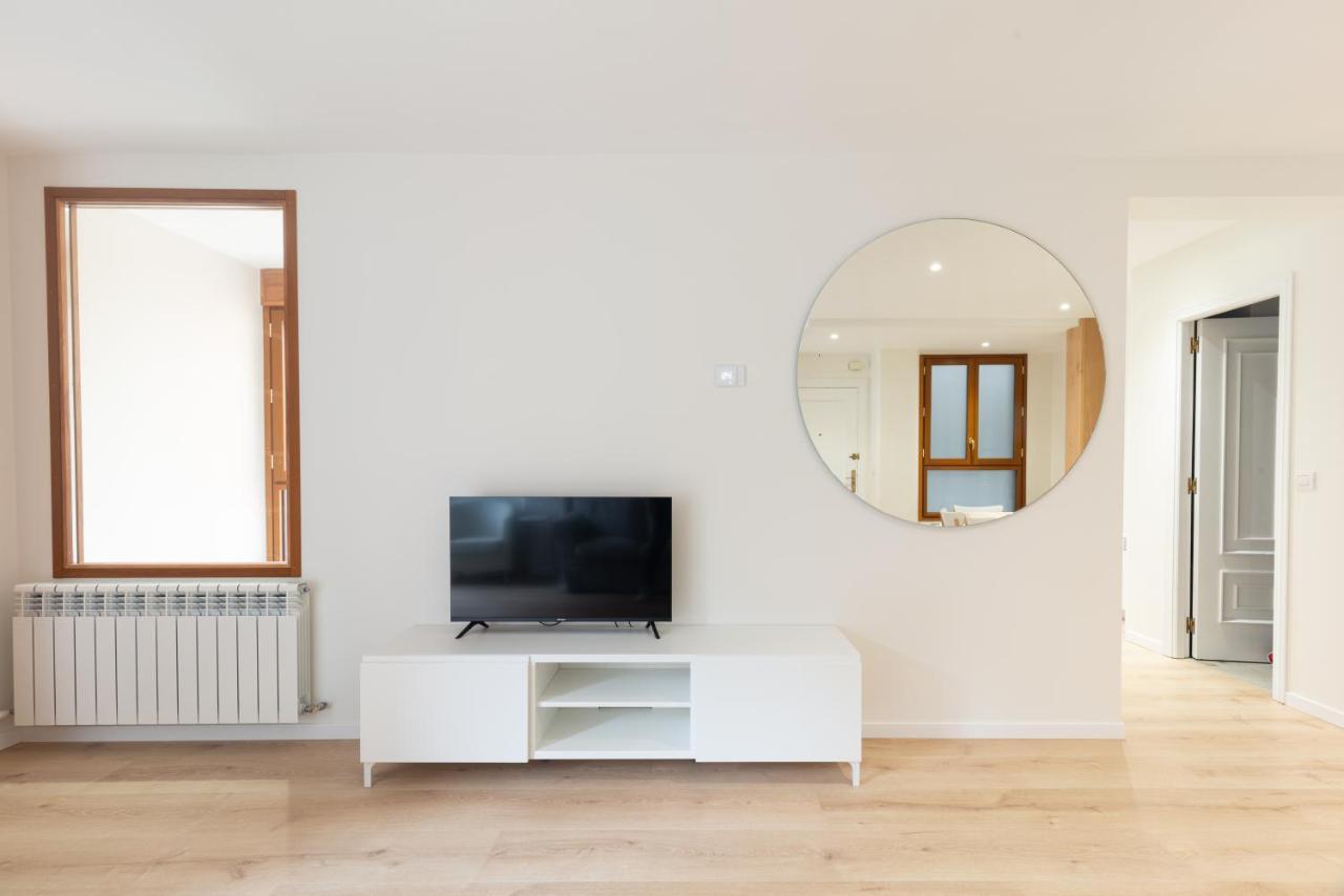 Pucela Apartmets Valladolid Bagian luar foto