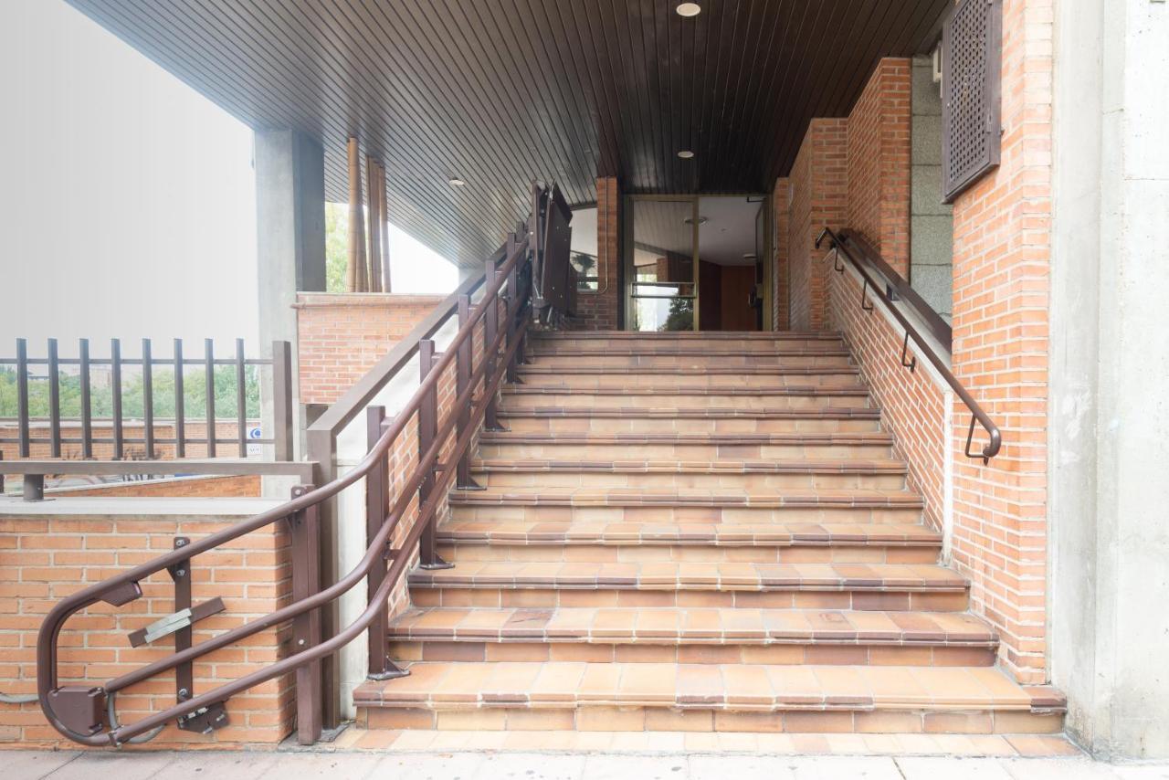 Pucela Apartmets Valladolid Bagian luar foto